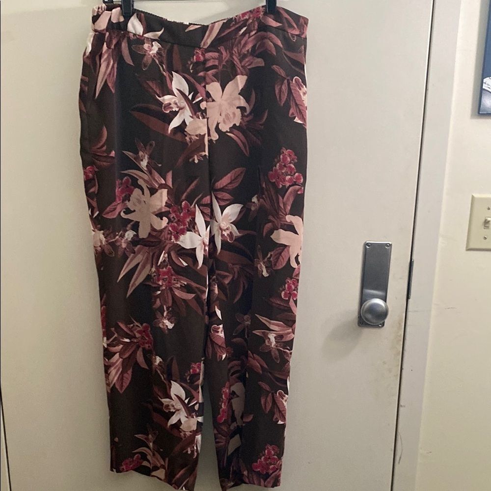 Chico’s Floral Print Pants